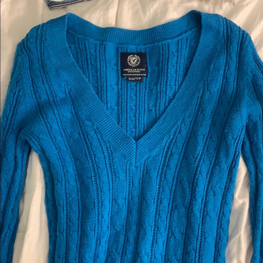 American Eagle Sweater